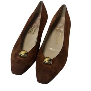 Vintage Salvatore Ferragamo Suede Kitten Heel Size 8.5
